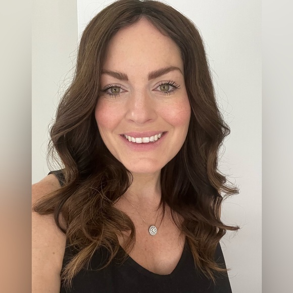 Meet your Posher, Aliesha - Picture 1 of 5